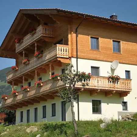 Grossummerstall Apartment